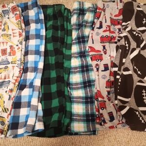 Lot of 3T pajamas pants shorts fleece